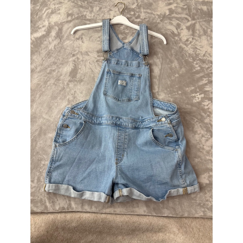 Levis‎ Women 18W Light Wash Denim Shortalls Stretch Overalls Cuffed 52366-0008